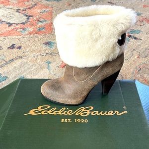 Eddie Bauer Sheep fur boots